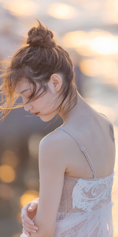 西班牙队在欧洲杯决赛中以1比2负于英格兰队,屈居亚军,西班牙欧洲杯比赛结果