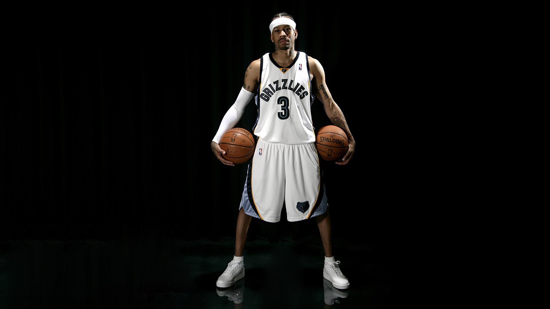 NBA今日战报勇士三连胜强势登顶西部,nba勇士今天比赛直播视频