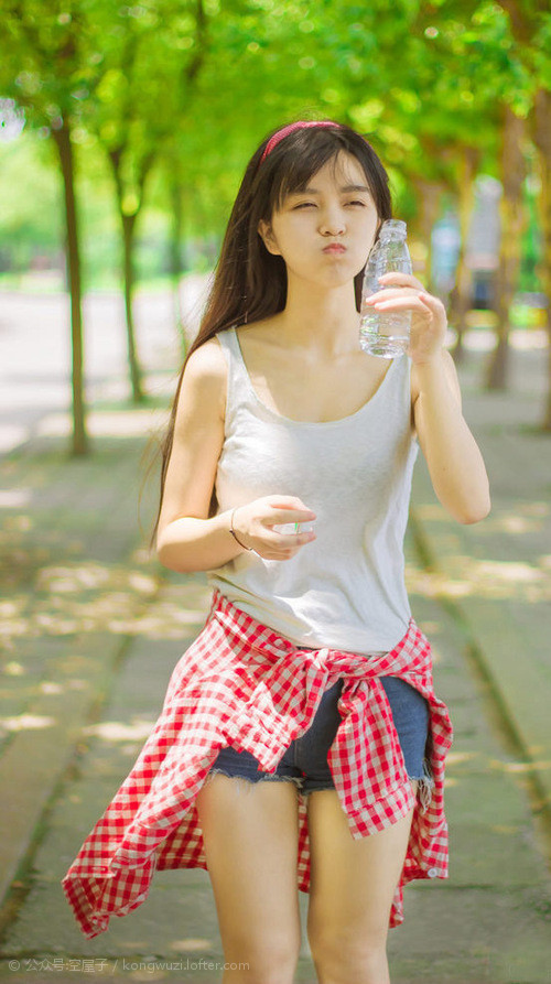 中国足球青少年训练课程强化攻守转换意识,足球由攻转守的原则有哪些