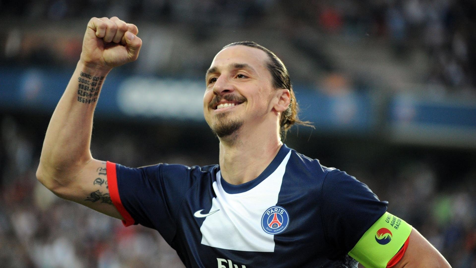 逆境中的“绝地反击”：球队如何实现奇迹逆转，逆境绝地反击口号